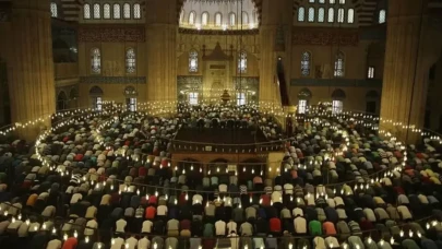 Bayram namazı saat kaçta? 2025 Kurban Bayramı namaz vakitleri