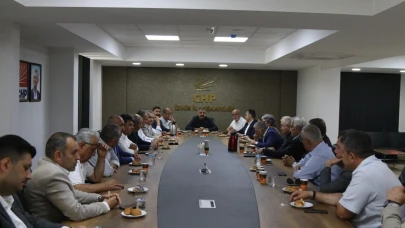 İzmir’de grev masaya yatırıldı: CHP’den tam destek mesajı