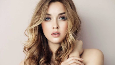 Rüyada Saç Teli Görmek Ne Anlama Gelir? Hayatınıza Hangi Mesajları Getirir?