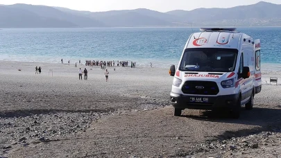 Salda Gölü'nde Boğulan Baba ve Oğul: Ankaralı Tatilcilerin Acı Sonu