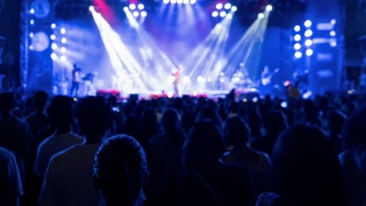 6 saat bekletti, bilet paralarını vermedi: Blok3'ten skandal hareket!