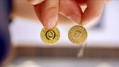 Altın fiyatları rekor kırdı: Yıl sonunda gram altın ne kadar olacak? Uzman ekonomist açıkladı