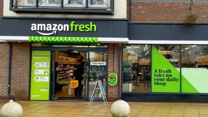 Amazon, teknolojik gelişmelerle donatılmış kasasız marketlerini kapatma kararı aldı