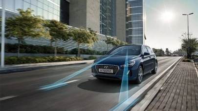 Avrupa'da kendi kendine şerit değiştiren arabalar dönemi başladı: