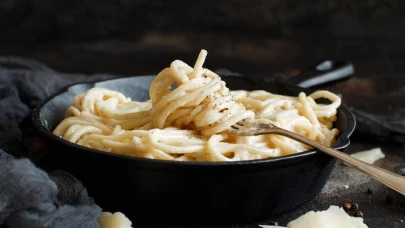 Lezzetin Doruklarında: Kremalı Makarnanın Püf Noktaları Sizlerle!