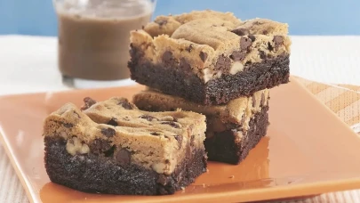 Tatlı krizlerine çözüm: Brookies ile hem brownie hem cookie keyfi bir arada!