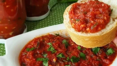 Kış mevsimine girmeden bu sosu hemen yapın! Tam ölçülü, garantili, asla bozulmayan kahvaltılık sos tarifi