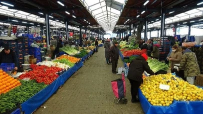 Mecidiyeköy semt pazarında vatandaşlar isyan etti