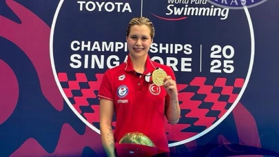 Milil para yüzücü Defne Kurt tarihe geçti