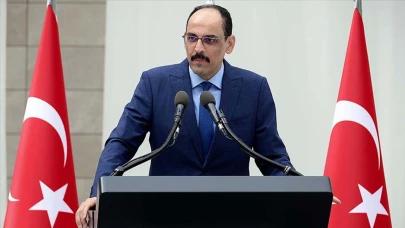 Türkiye'nin istihbarat örgütü olan MİT Başkanı Hakan Fidan, Katar'a resmi bir ziyaret gerçekleştirdi.