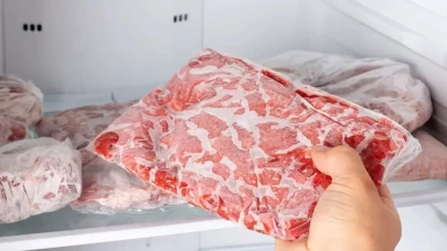 Mutfaktaki Bekleyişi Sonlandıran Pratik Çözüm: Donmuş Kıymayı Hızlıca Çözdürme Yöntemleri!