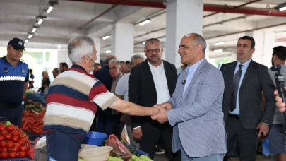 Şener Söğüt'ten pazar ziyareti