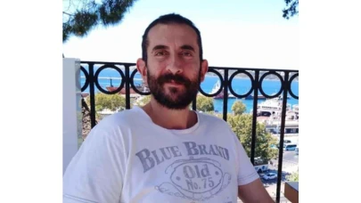 Ünlü Sanatçı Ali Murat Altunmeşe'nin Ardında Bıraktığı İzler