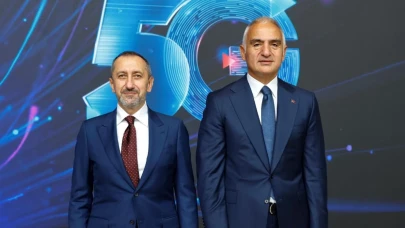 Atatürk Kültür Merkezi'nde 5G Teknolojisi Sanatla Bir Araya Geldi