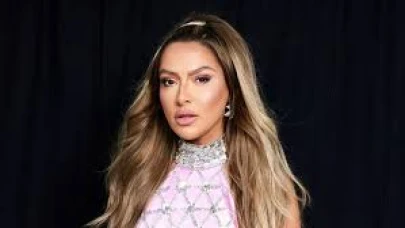 Ünlü Şarkıcı Hadise Gözaltında: Uyuşturucu Kullanımını Özendirmek Suçlamasıyla Operasyon Başlatıldı