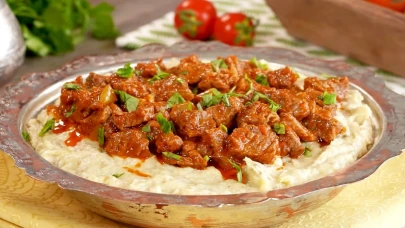 Evde Akşam Yemeğine Fark Katan Tarif: Pratik ve Lezzetli Hünkar Beğendi Yemeği Nasıl Yapılır?