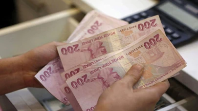 Enflasyon Artışı Asgari Ücreti ve Emekli Maaşlarını Eritiyor