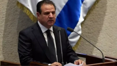 "Filistin Asıllı Politikacı Ayman Odeh: İsrail Siyasetinde Fark Yaratan İsim"