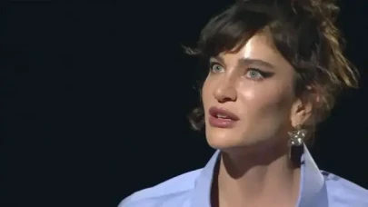 Berrak Tüzünataç kimdir?