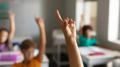 Depremin Etkisiyle 28 Ekim Salı Hangi İllerde Okullar Tatil Edildi?