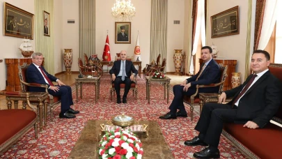 Davutoğlu, Babacan ve Arıkan, Kurtulmuş'la bir araya geldi