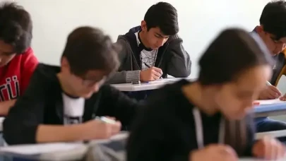 Eğitim Sisteminde Yeni Dönem: 12 Yıllık Zorunlu Eğitim Süresi Azalabilir mi?