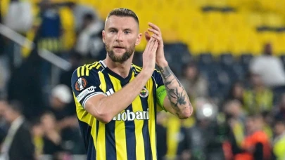 Milan Skriniar Fenerbahçe'de Parlıyor: İstatistiklerle Dolu Performansını Sürdürüyor