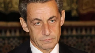 Fransa'da eski Cumhurbaşkanı Sarkozy, yolsuzluk suçlamalarıyla hapse girdi
