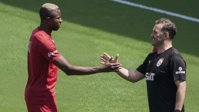 Okan Buruk'un dile getirdiği endişe: Osimhen'i gönderirken korkuyorlar