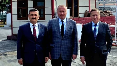 İYİ Parti heyetinden emekli Albay Orkun Özeller'e ziyaret