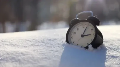 Kış Saati Uygulaması 2025 Yılında Değişiyor: Türkiye'de Saatler İleri Alınacak mı, Geri Alınacak mı? Son Durum Ne?