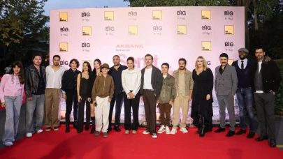 Mahallenin derinliklerindeki futbol tutkusunu ekrana taşıyan “Semt Çocuğu” dizisi, heyecanla beklenen lansmanını gerçekleştirdi.