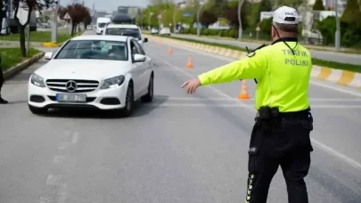 Trafikte makas atan sürücülere yönelik yeni yaptırımlar geliyor: Makas atanlara 90 bin lira ceza kesilecek!
