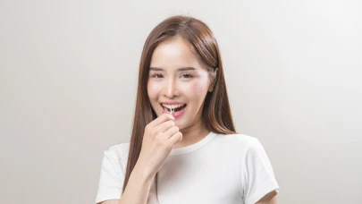 Yemek Sonrası Dişlerinize Zarar Veren Sıradan Alışkanlıklar!