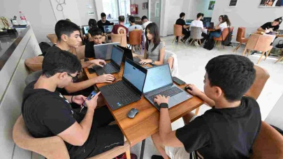 Mersin Büyükşehir, dünyanın en büyük hackathonuna ev sahipliği yaptı