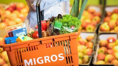 Migros'tan mutfaklara ilaç gibi gelecek kampanya: Ünlü markanın 2 litrelik ayçiçek yağı 199 TL'ye indi!