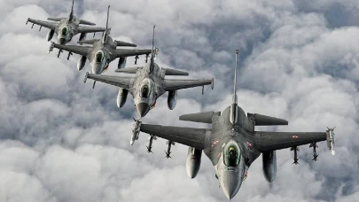 Türk F-16'ları Polonya'da