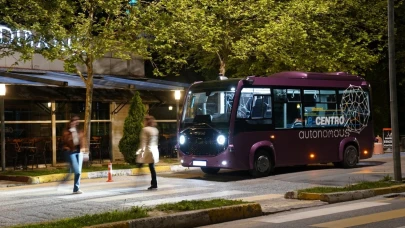 Yerli üretim elektrikli ve otonom otobüsler Avrupa'da!