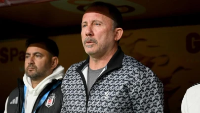 Sergen Yalçın, yayıncı kuruluşa karşı sert bir tepki gösterdi