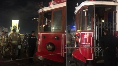 Taksim Meydanı’nda nostaljik tramvay yandı