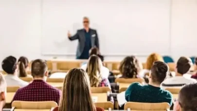 ÜNİVERSİTE EK KAYIT TARİHLERİ AÇIKLANDI: Öğrencilerin heyecanla beklediği üniversite ek kayıt tarihleri duyuruldu!