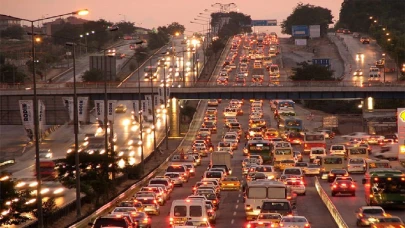 Eylül 2025'te Türkiye'de Trafiğe Kaydedilen 196 Bin 338 Yeni Taşıtla İlgili İstatistikler açıklandı