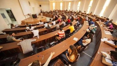 Kontenjan ve ders programları yeniden düzenleniyor