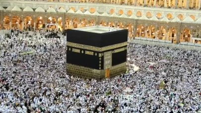 2026 Hac kesin kayıt süreci için son tarih belli oldu! E-Devlet üzerinden yapılacak kesin kayıt adımları ve tarihleri haberimizde