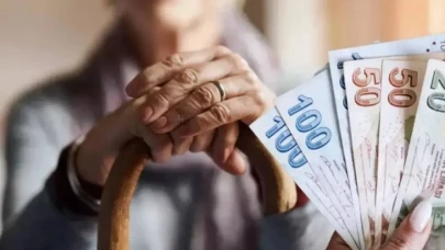 "Emekli Olup Çalışırsanız Maaş Kesilecek!" - 2008 sonrası sigorta başlangıcı olanlar için yeni düzenleme geliyor