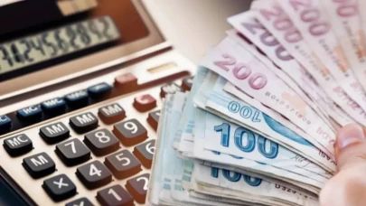 Asgari Ücret Görüşmeleri Hız Kazanıyor: Milyonlar İçin Bekleyiş Başladı! İki Farklı Senaryo Değerlendiriliyor