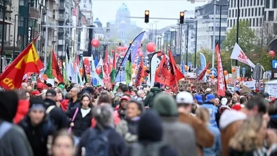 Belçika'da başlayan üç günlük grev nedeniyle hayat durma noktasına geldi