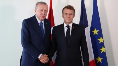 Türkiye Cumhurbaşkanı Recep Tayyip Erdoğan, Fransa Cumhurbaşkanı Emmanuel Macron ile bir araya geldi