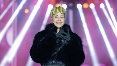 Derya Uluğ'un muhteşem performansıyla Kültür Yolu Festivali son buldu