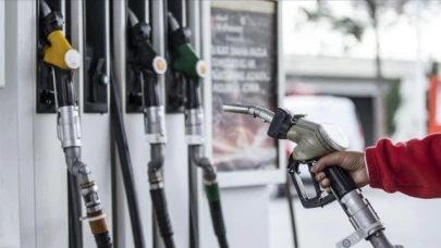 Motorine indirim olacak mı? 24 Kasım 2025 İstanbul, Ankara ve İzmir'deki güncel akaryakıt fiyatları